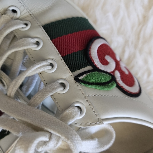 Gucci White Leather ACE GG CHERRY Sneakers Size
